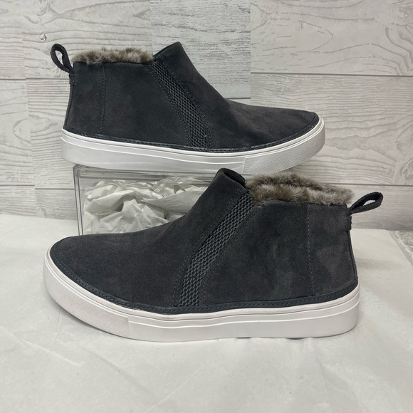 Tom’s high top suede shoe 7.5‎ NEW - Picture 1 of 4